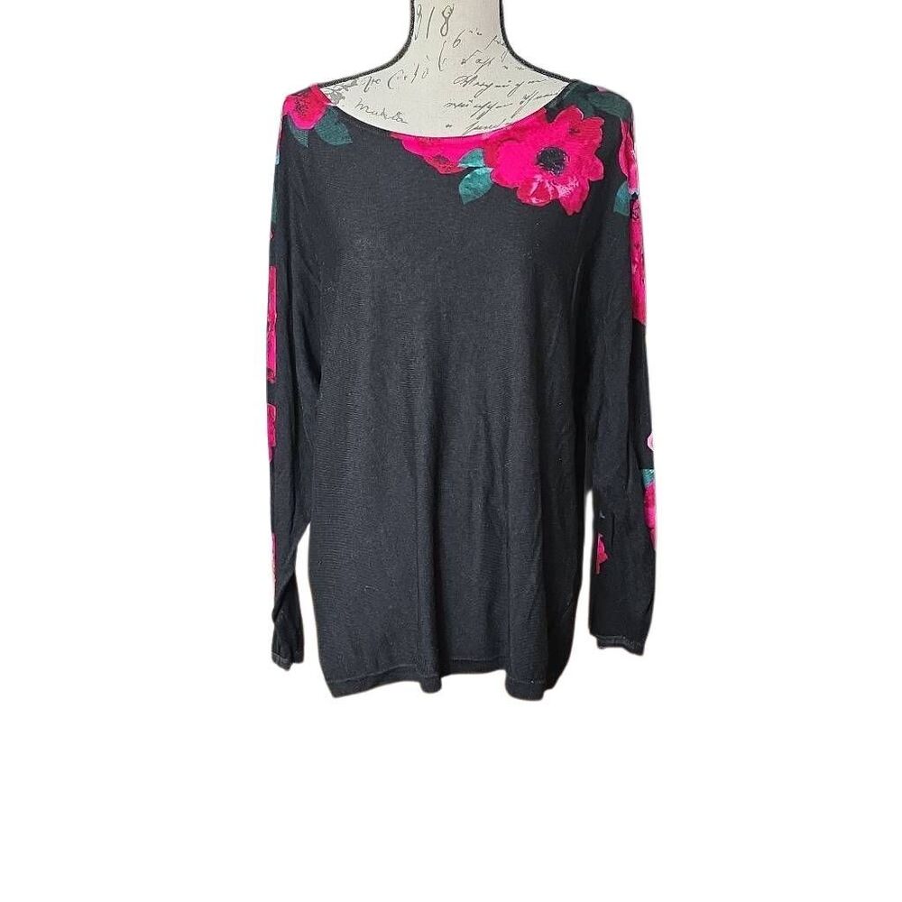 Venus Women's Size Medium Black Hot Pink Floral Knit Viscose Long Sleeve Top